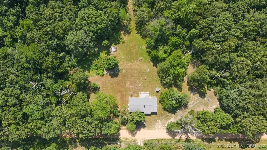 38925 Stone Piler Avenue, Edwards, MO 65326 - Image #3