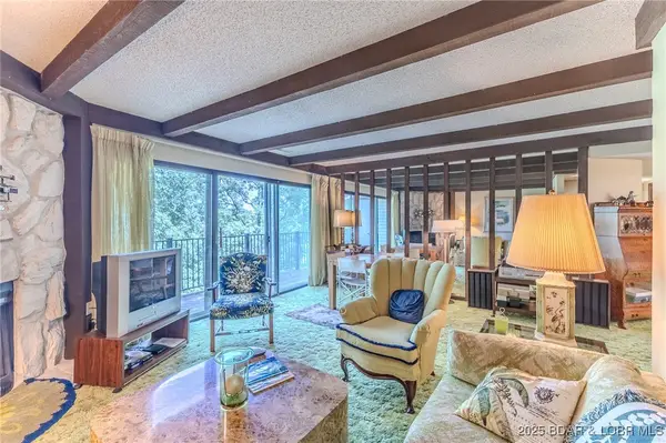 92 Waters Edge Ct 3b #15-3B, Lake Ozark, MO 65049