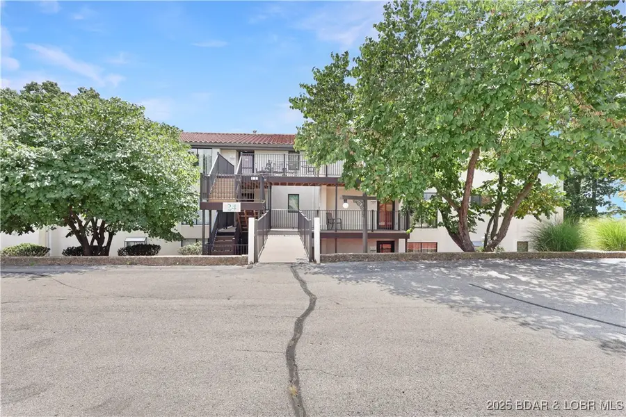 24 E. Casa Del Rio Drive #689, Lake Ozark, MO 65049 - Image #2