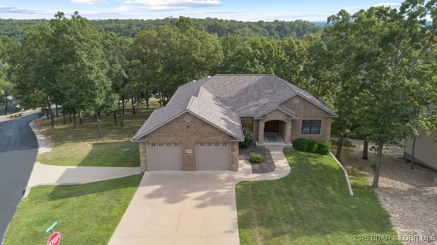 30780 Timberlake Village Circle, Rocky Mount, MO 65072 - Image #3