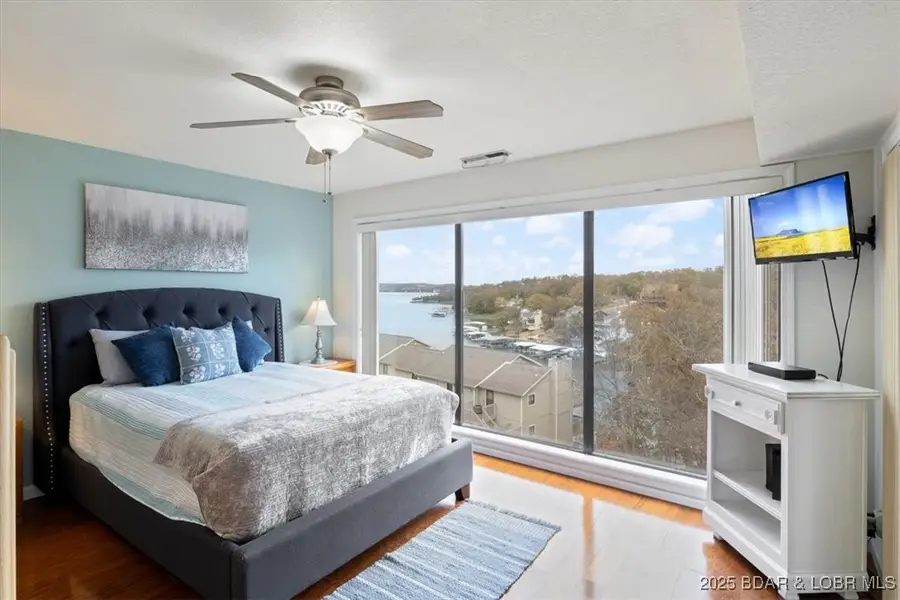 724 Indian Pointe #724, Osage Beach, MO 65065 - Image #3