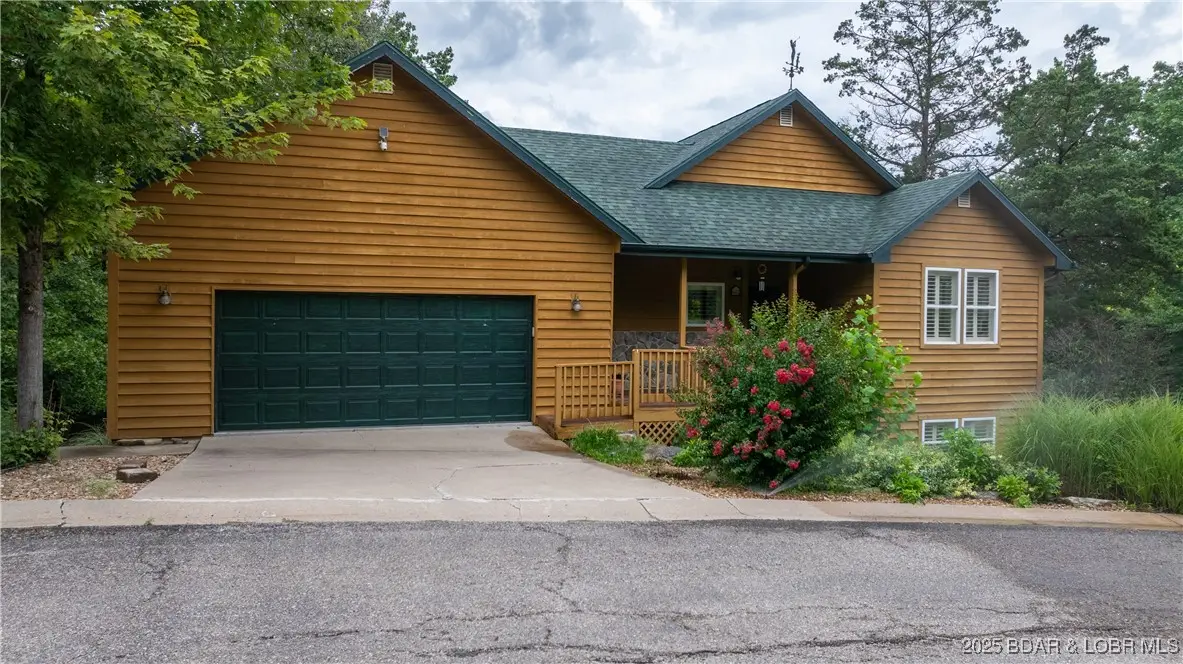 602 Fox Ridge Way, Camdenton, MO 65020 - Image #1