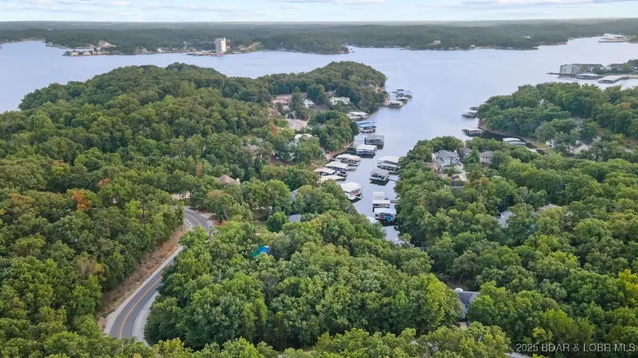 27 Regency Cove Drive, Lake Ozark, MO 65049 - Image #3