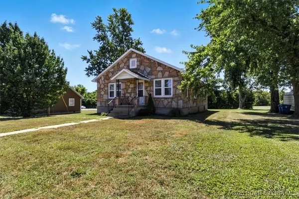 920 E. North Street, Eldon, MO 65026