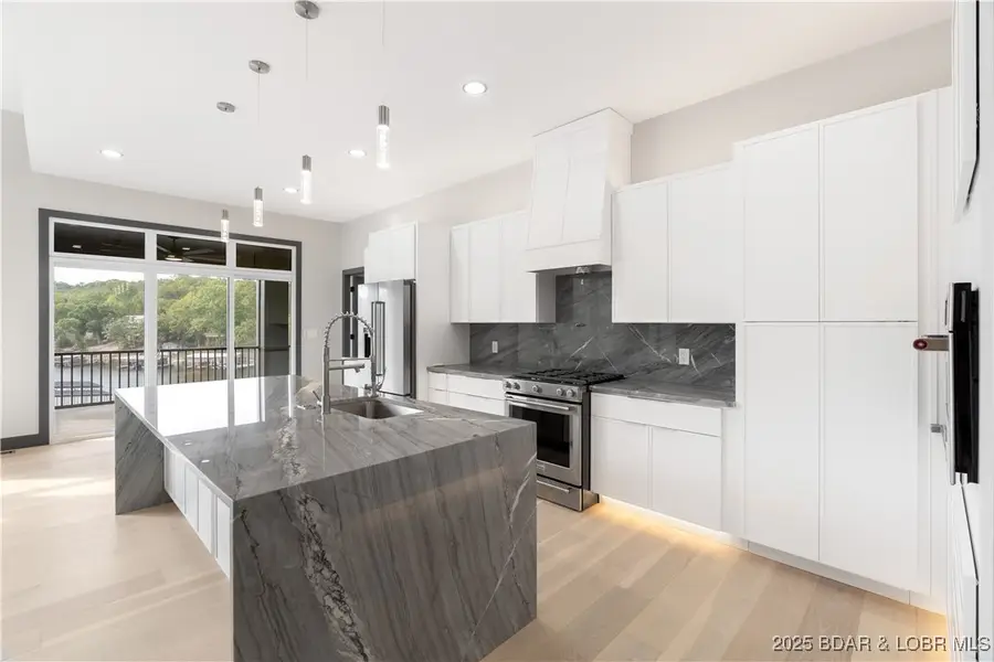 205 Beachnut Drive, Sunrise Beach, MO 65079 - Image #3