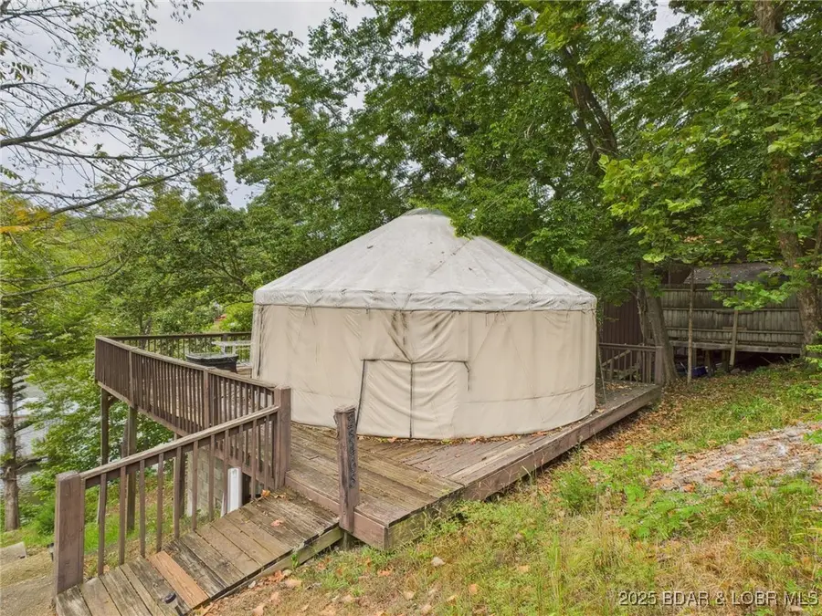 28468 Possum Trot Road, Stover, MO 65078 - Image #3