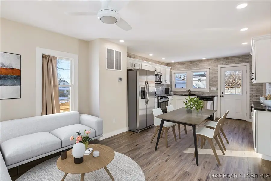 423 W High Street, Eldon, MO 65026 - Image #3