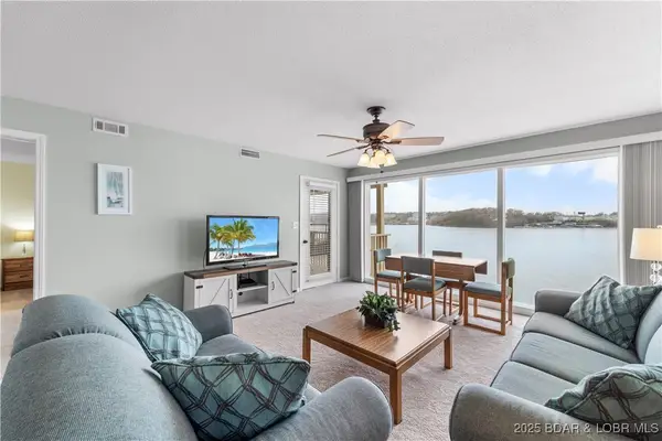 875 Parkside Place #C206, Osage Beach, MO 65065