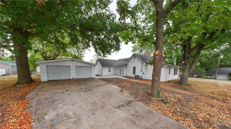 601 Mcnair Street, Versailles, MO 65084 - Image #3