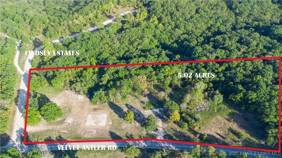 746 Velvet Antler Road, Camdenton, MO 65020 - Image #1