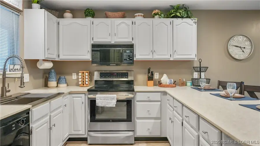 611 Lazy Days Road #V6, Osage Beach, MO 65065 - Image #3