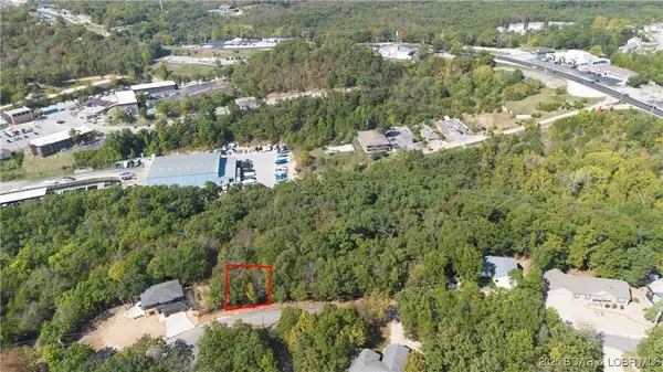 Oak Ridge Road, Lake Ozark, MO 65049