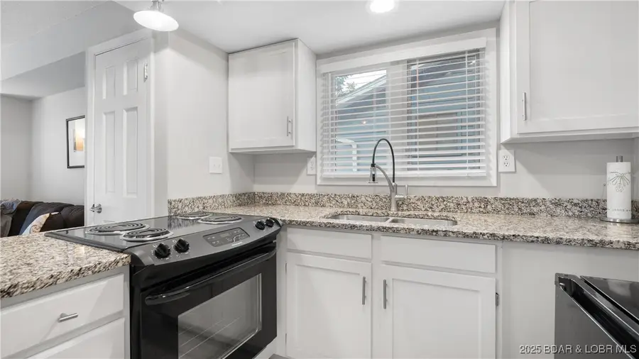 804 Manor Circle #D, Osage Beach, MO 65065 - Image #3