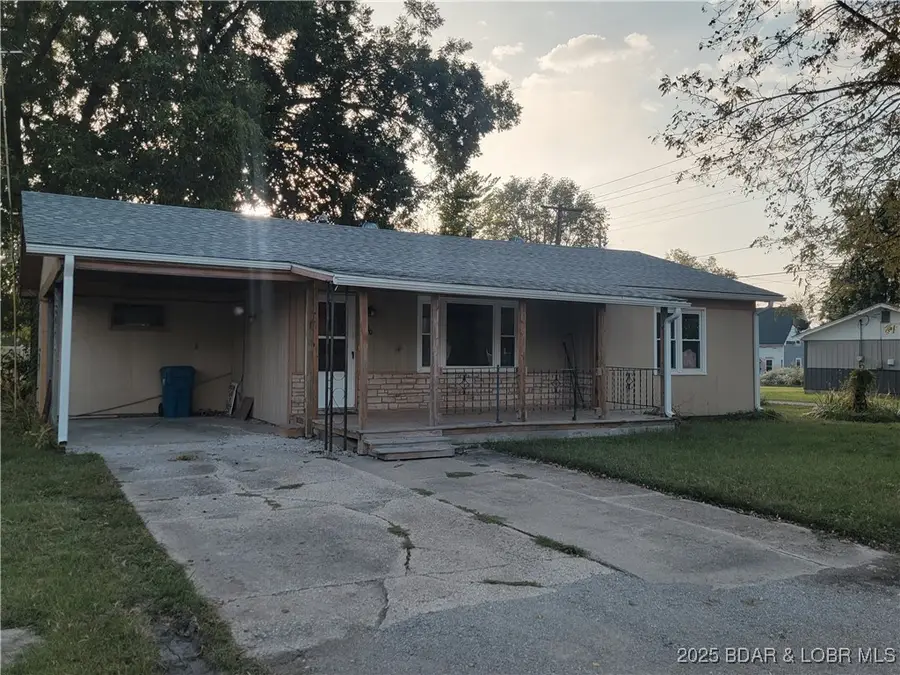 310 Miller Avenue, Tipton, MO 65081 - Image #2