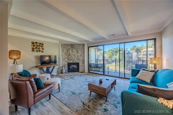 221 Circle Edge 3b #27-3B, Lake Ozark, MO 65049