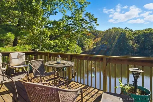 3584 Walnut Hills Road, Stover, MO 65078