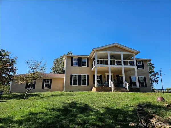 6333 Luvin Road, Stover, MO 65078