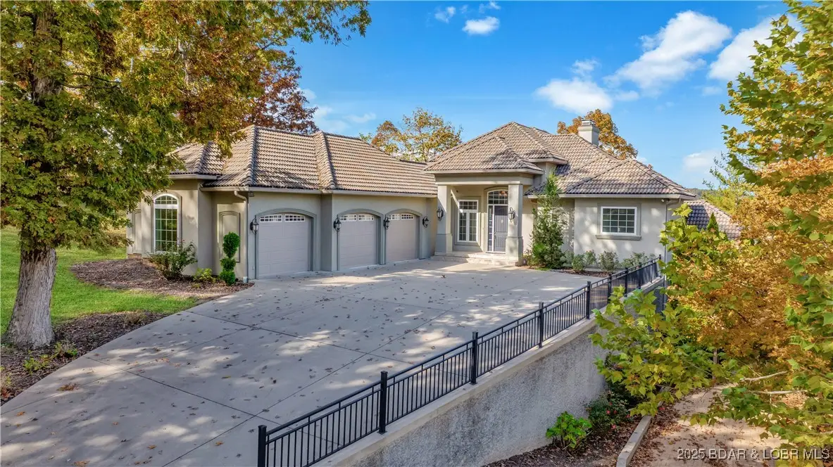 207 Buck Deer Lane, Camdenton, MO 65020 - Image #1