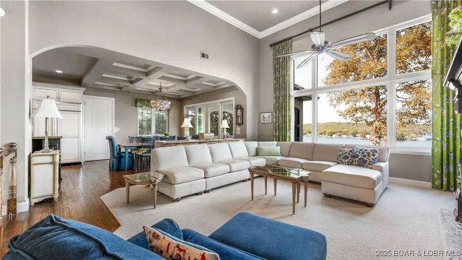 207 Buck Deer Lane, Camdenton, MO 65020 - Image #2