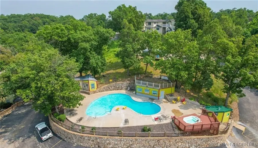 133 Polar Bear Circle #21, Lake Ozark, MO 65049 - #2