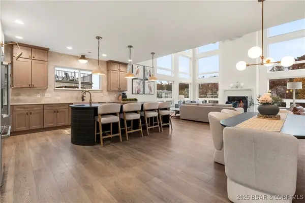 154 Via Cresta Drive, Sunrise Beach, MO 65079