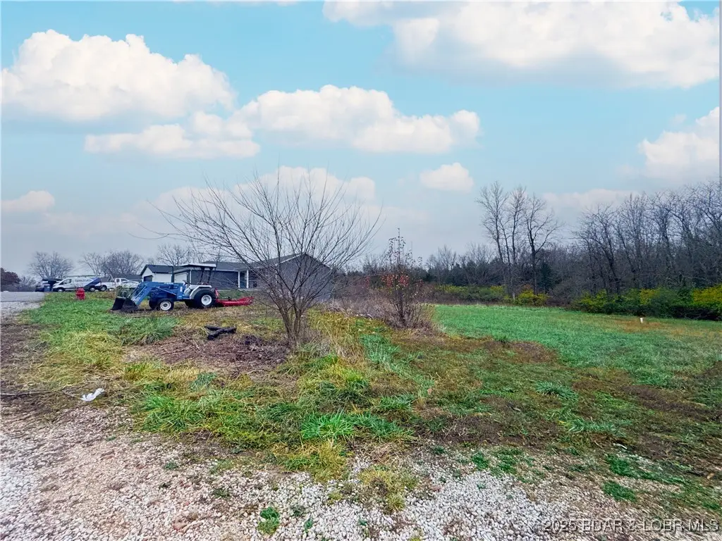 Lot 5 W Bourbon Street, Eldon, MO 65026 - Image #1