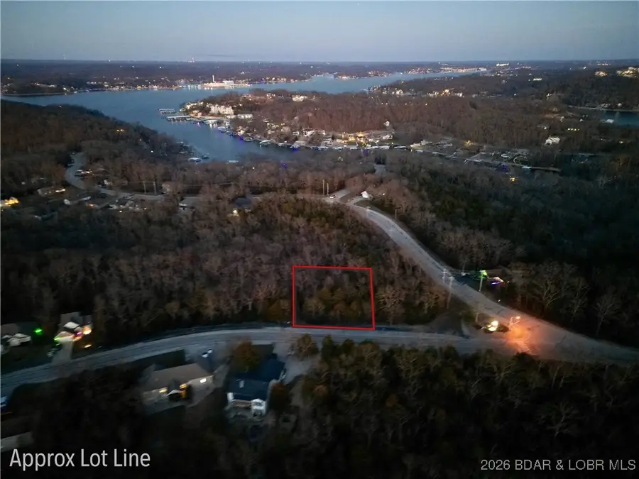 274 Palisades Point #2, Village Of Four Seasons, MO 65049 - Image #2