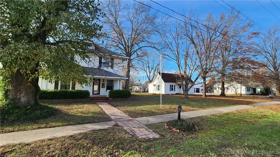 501 N Monroe Street, Versailles, MO 65084 - Image #2