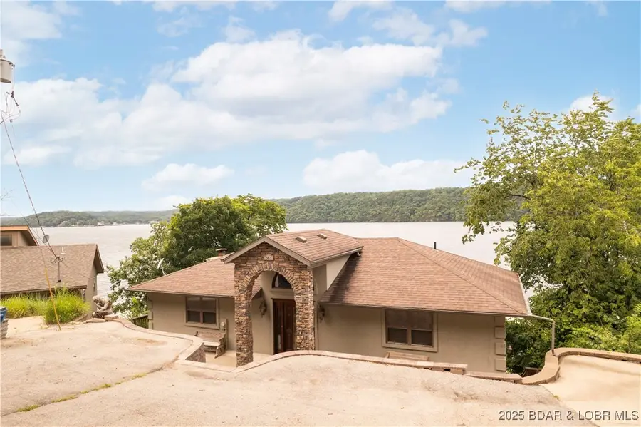 261 Shell Bay Circle, Linn Creek, MO 65052 - Image #2