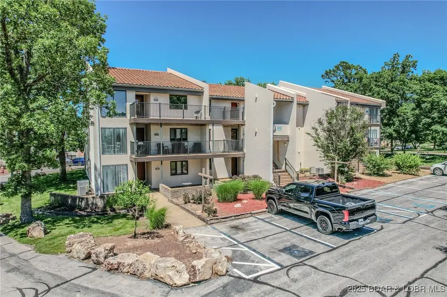 49 E Casa Seville Drive #2B, Lake Ozark, MO 65049 - Image #3