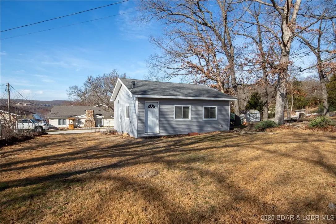 208 Green Bay Terrace, Sunrise Beach, MO 65079 - Image #1