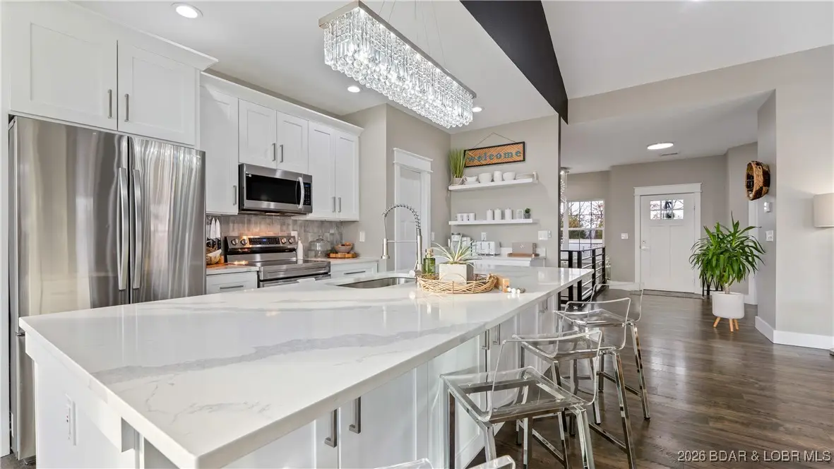 190 Flynn Road, Lake Ozark, MO 65049 - Image #1