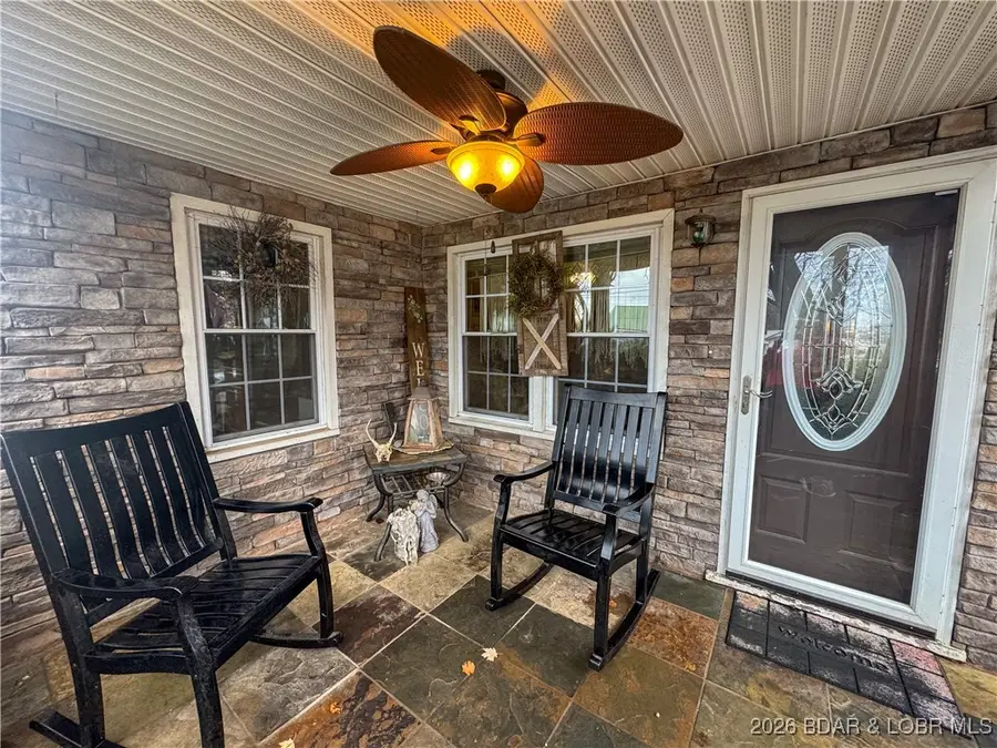 207 S Fisher Street, Versailles, MO 65084 - Image #2