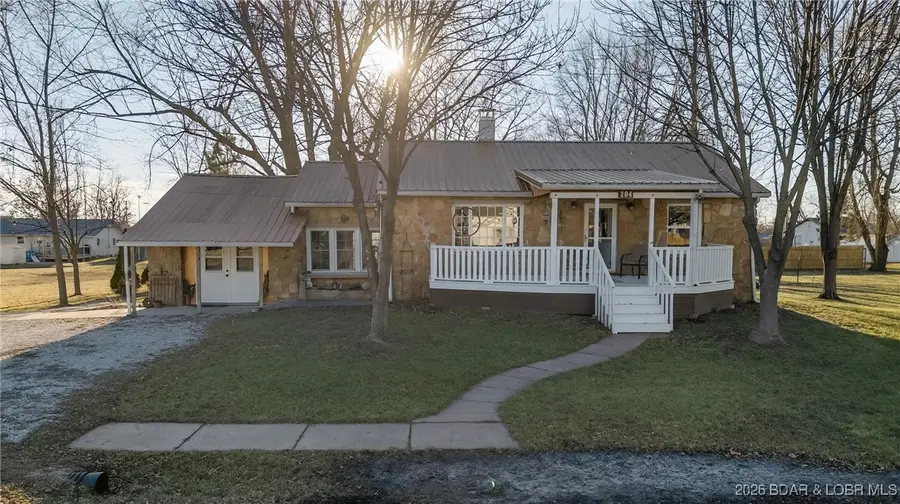 204 S Spring Street, Cole Camp, MO 65325 - Image #3