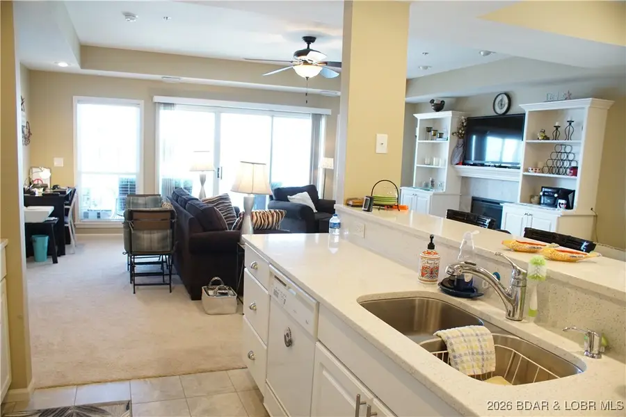 807 Harbour Town Drive #807 E, Lake Ozark, MO 65049 - Image #2