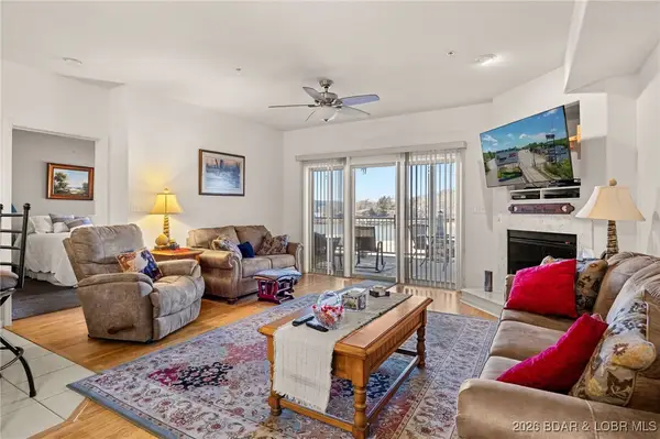 562 Hyd A Way #3E, Camdenton, MO 65020