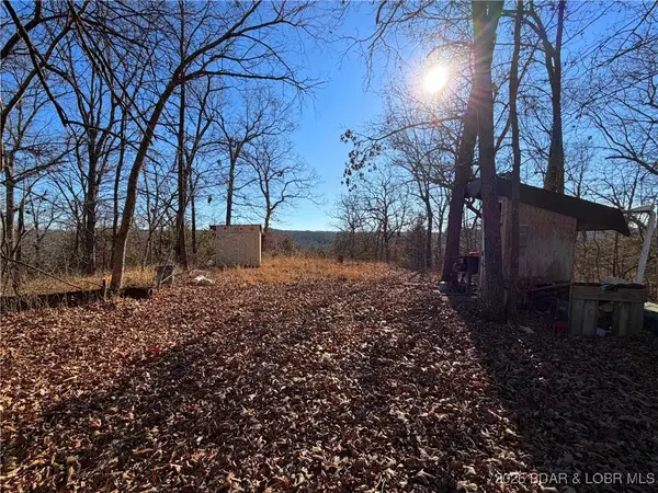 389 Gravois Circle, Eldon, MO 65026