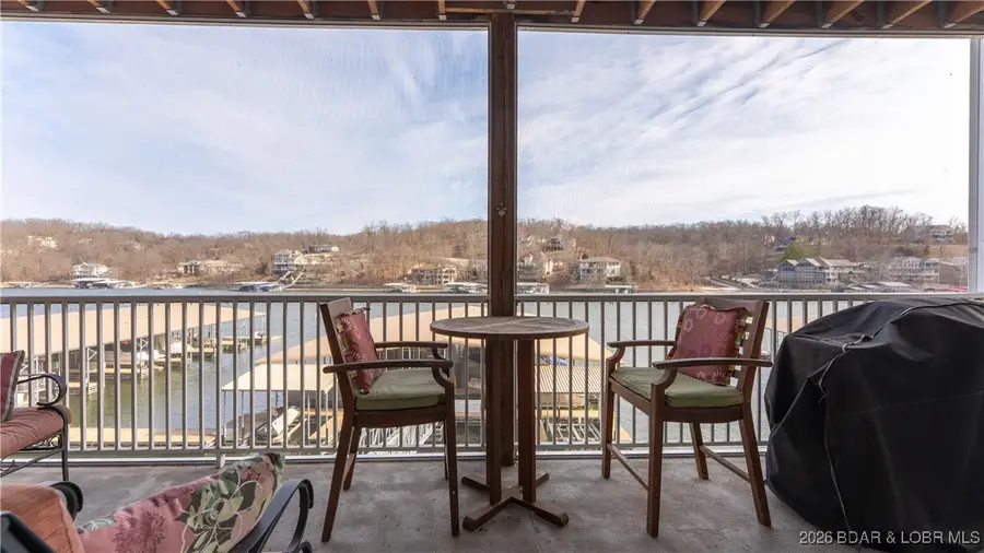 166 Oak Harbor Drive #2B, Camdenton, MO 65020 - #3