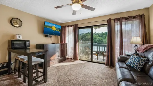 1442 Nichols Road #F-207, Osage Beach, MO 65065