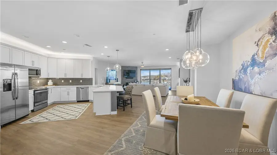 166 Captiva Drive #1E, Sunrise Beach, MO 65079 - Image #2