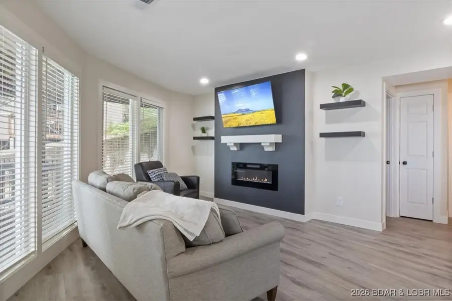 172 Kansas City Way, Sunrise Beach, MO 65079 - Image #3