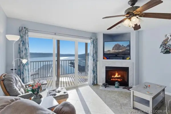 128 Park Place Lane #2B, Kaiser, MO 65047