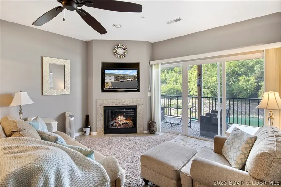 464 Cedar Heights Drive #1F, Camdenton, MO 65020 - #2