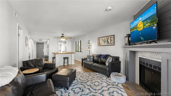 49 E. Casa Seville Drive #2A, Lake Ozark, MO 65049