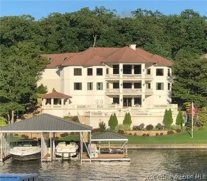 383 Forestridge Lane, Sunrise Beach, MO 65079