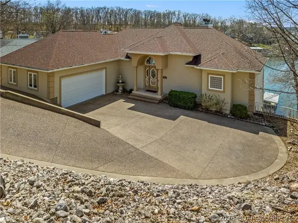 1065 Imperial Point Drive, Lake Ozark, MO 65049