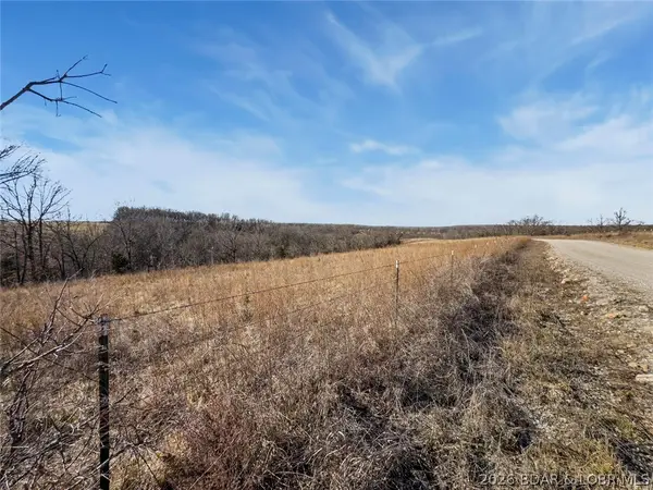 27 AC Camden Line Road, Lebanon, MO 65536
