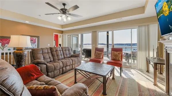 310 W Palisades Condo Drive #1B, Lake Ozark, MO 65049
