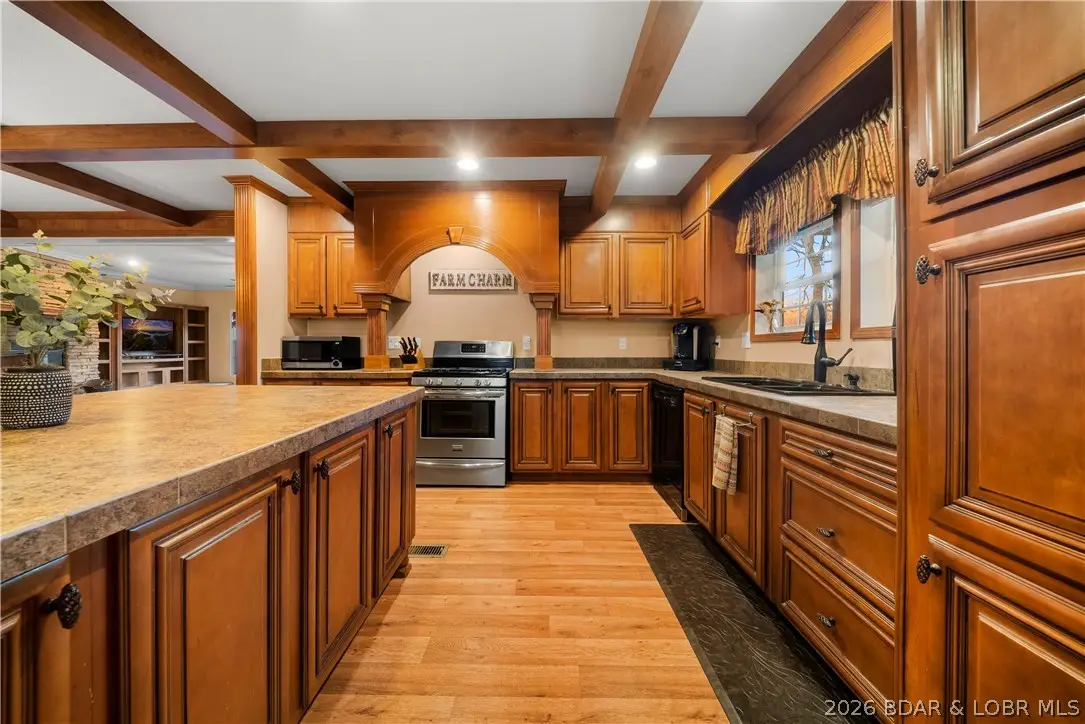 580 Burch Valley Road, Linn Creek, MO 65052 - #1