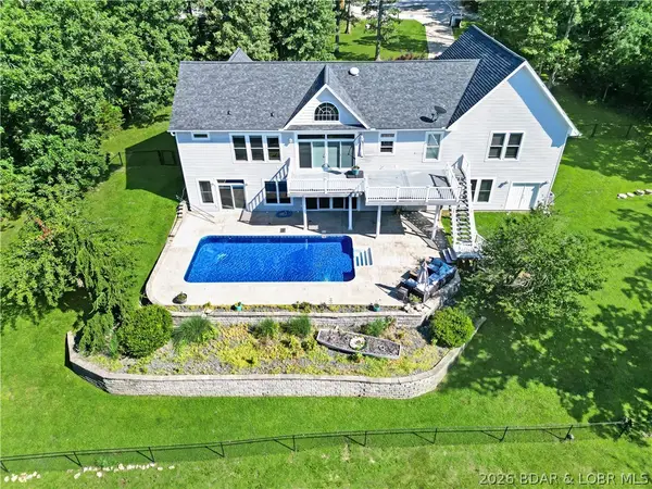 201 Helinda Lane, Lake Ozark, MO 65049